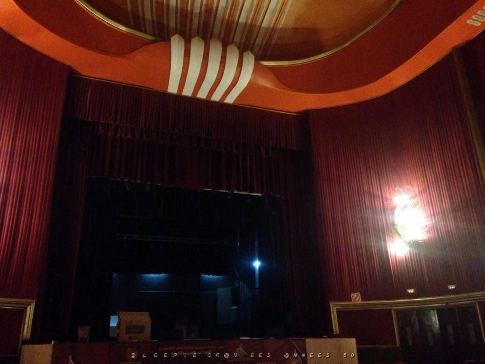 ORAN cinema LE REGENT devenu LE MAGHREB (4).jpg